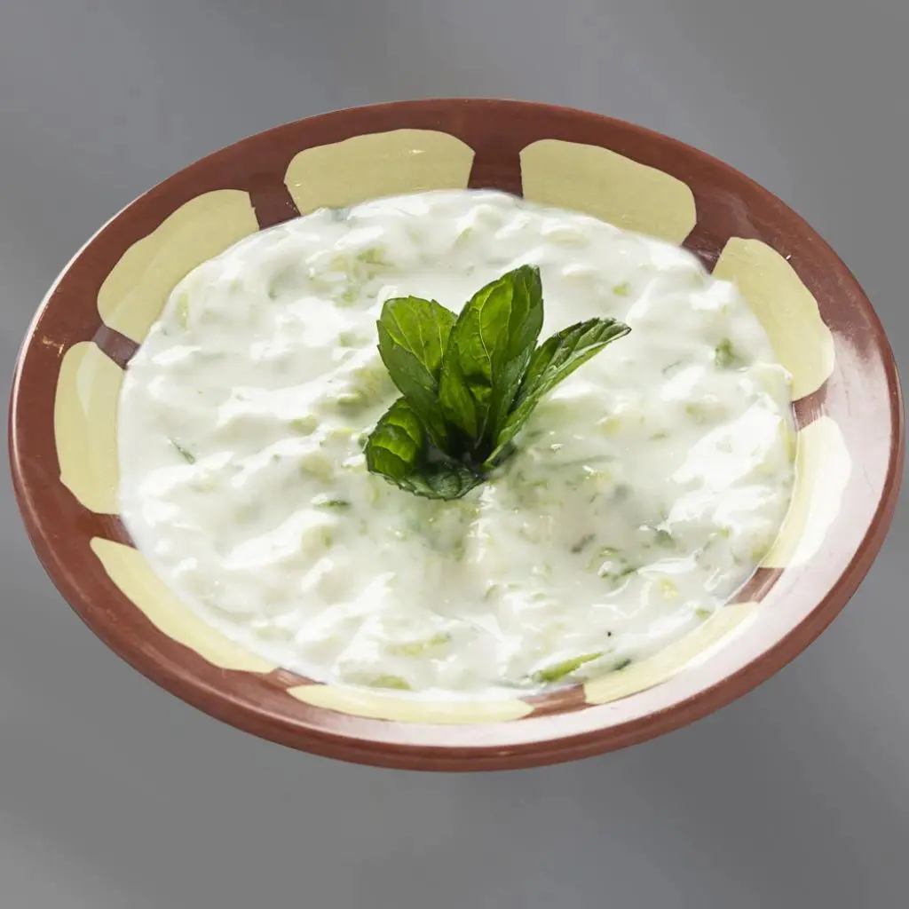 سلطة زبادي